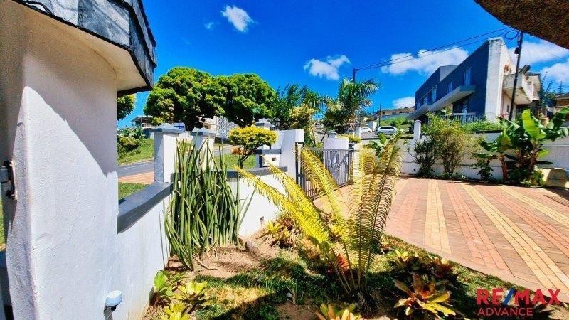 6 Bedroom Property for Sale in Umhlatuzana KwaZulu-Natal