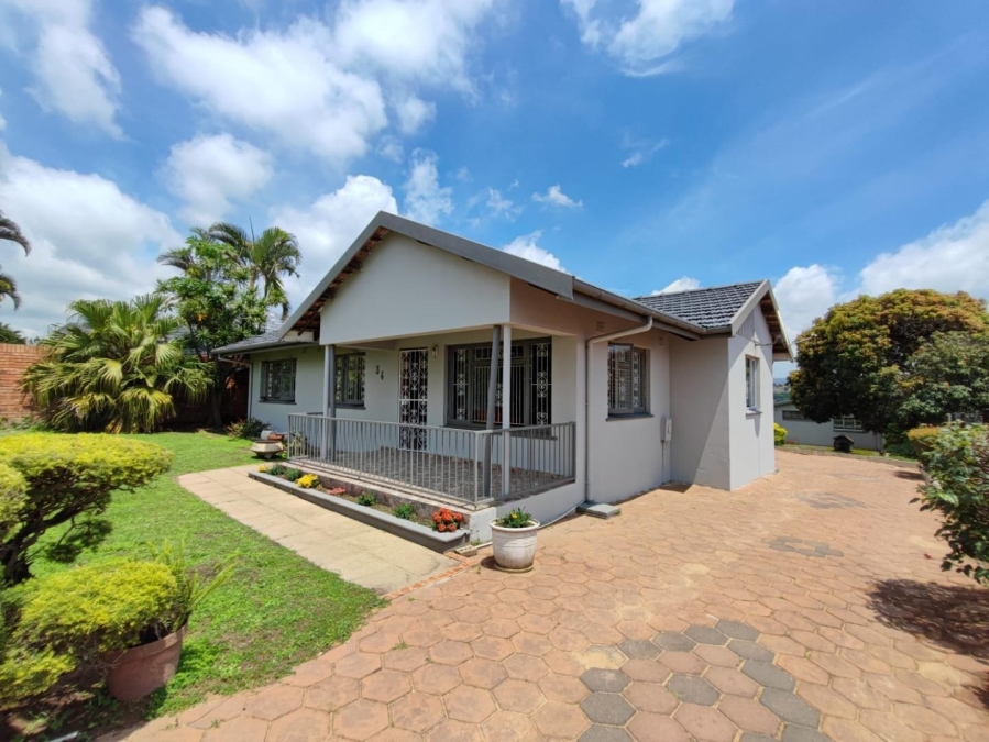 3 Bedroom Property for Sale in Kharwastan KwaZulu-Natal