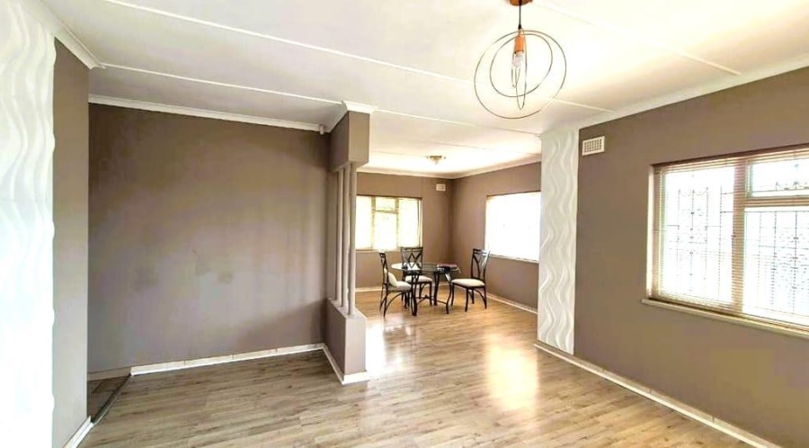 3 Bedroom Property for Sale in Kharwastan KwaZulu-Natal