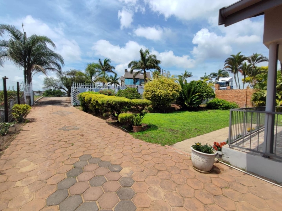 3 Bedroom Property for Sale in Kharwastan KwaZulu-Natal