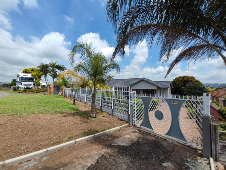 3 Bedroom Property for Sale in Kharwastan KwaZulu-Natal