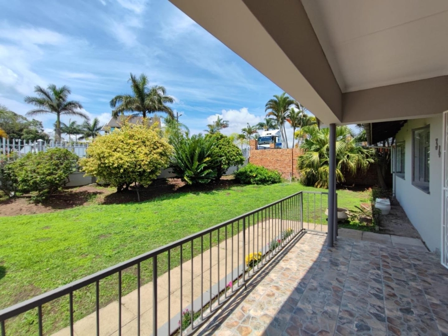 3 Bedroom Property for Sale in Kharwastan KwaZulu-Natal