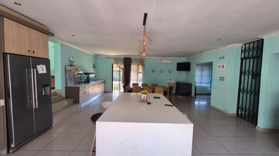 4 Bedroom Property for Sale in Escombe KwaZulu-Natal
