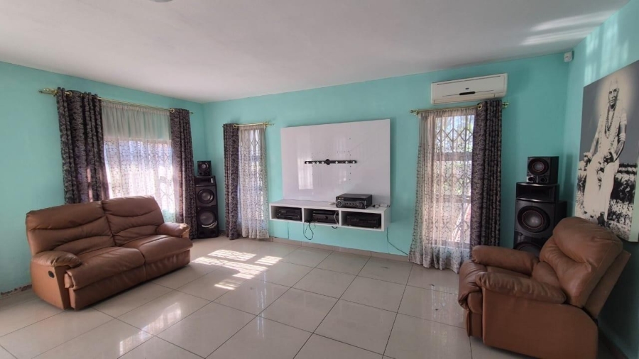 4 Bedroom Property for Sale in Escombe KwaZulu-Natal