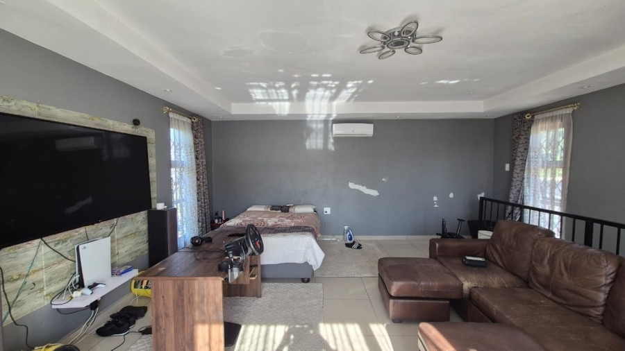 4 Bedroom Property for Sale in Escombe KwaZulu-Natal