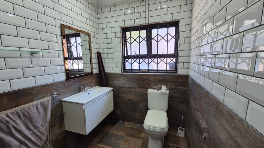 4 Bedroom Property for Sale in Escombe KwaZulu-Natal