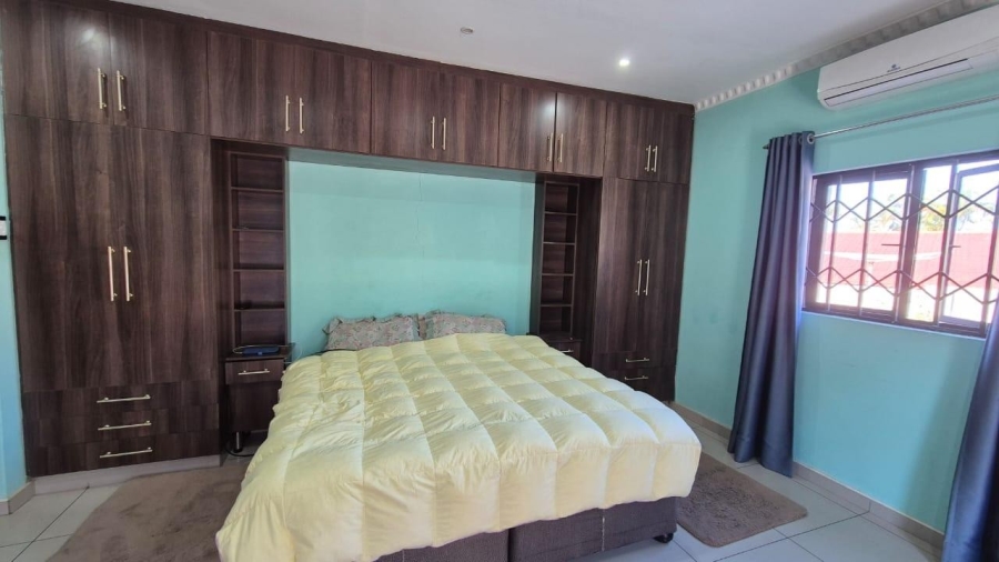 4 Bedroom Property for Sale in Escombe KwaZulu-Natal