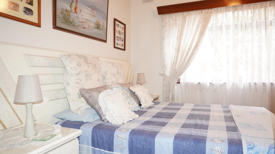 5 Bedroom Property for Sale in Malvern KwaZulu-Natal