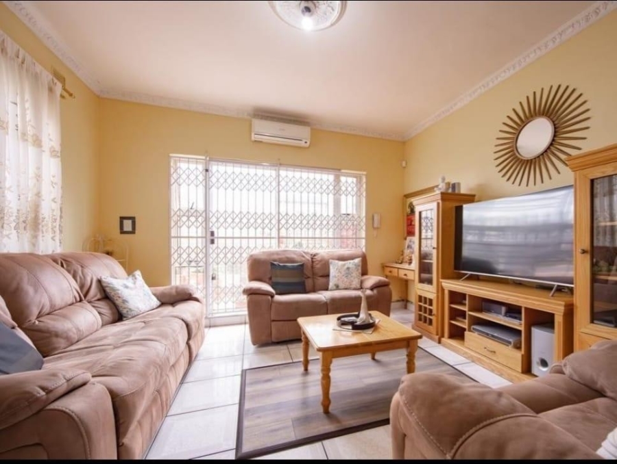 3 Bedroom Property for Sale in Westcliff KwaZulu-Natal