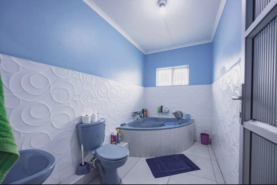 3 Bedroom Property for Sale in Westcliff KwaZulu-Natal