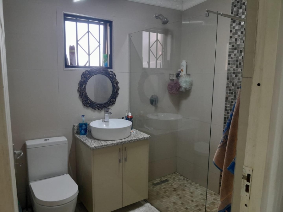 3 Bedroom Property for Sale in Burlington Heights KwaZulu-Natal