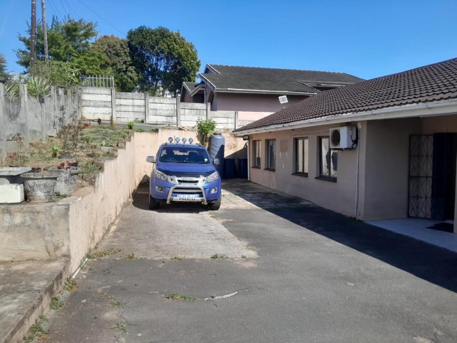 3 Bedroom Property for Sale in Burlington Heights KwaZulu-Natal