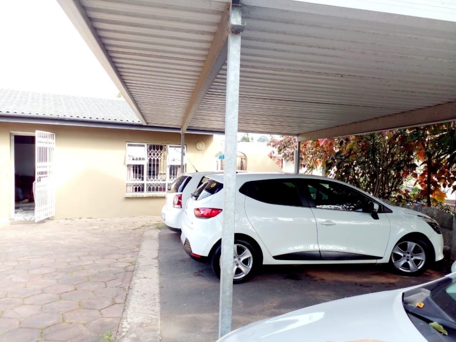 5 Bedroom Property for Sale in Malvern KwaZulu-Natal