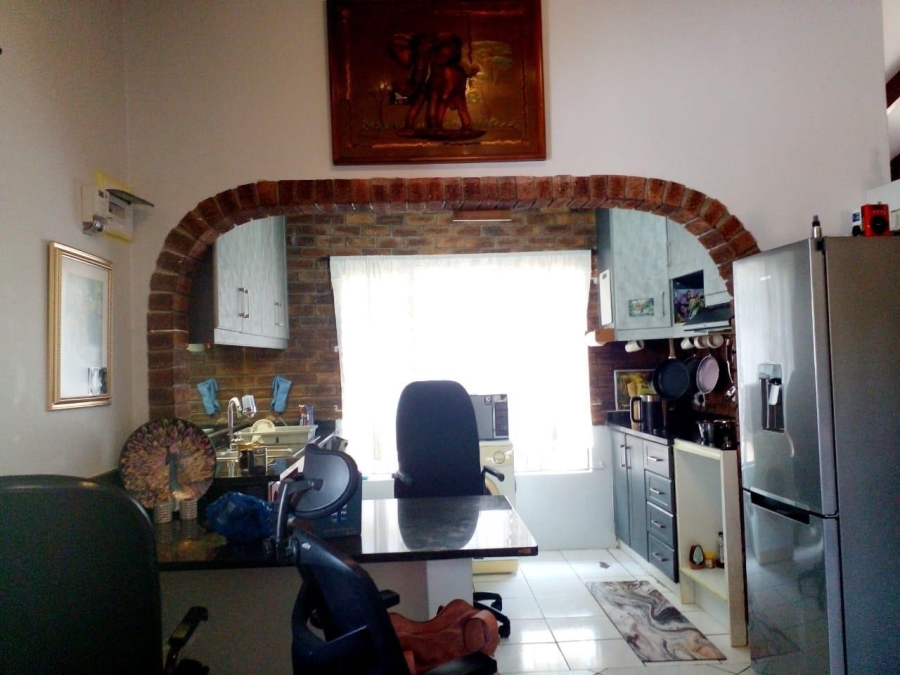 5 Bedroom Property for Sale in Malvern KwaZulu-Natal
