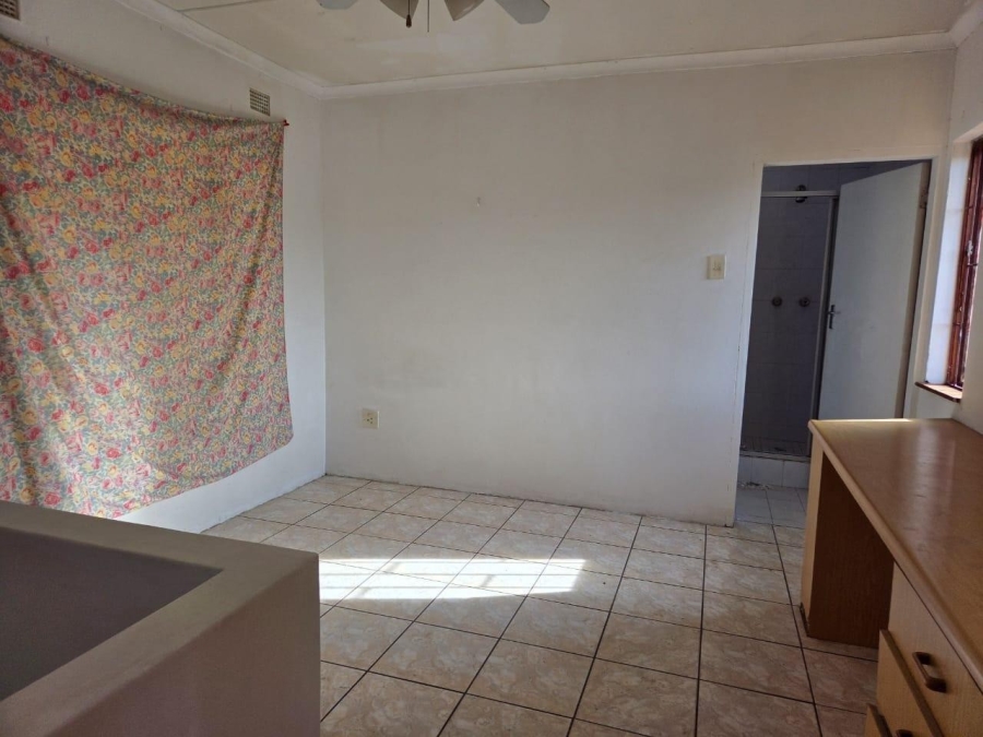 5 Bedroom Property for Sale in Malvern KwaZulu-Natal