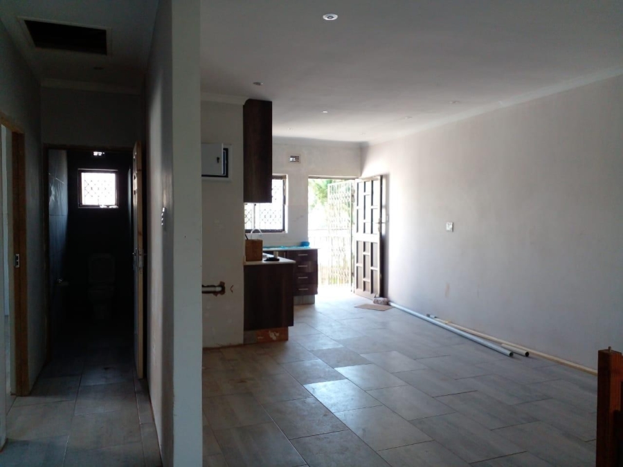 To Let Commercial Property for Rent in Malvern KwaZulu-Natal