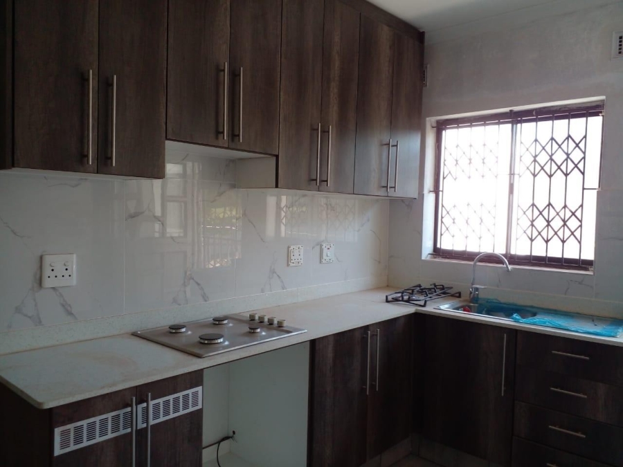 To Let Commercial Property for Rent in Malvern KwaZulu-Natal