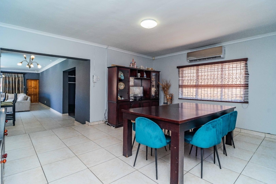6 Bedroom Property for Sale in Escombe KwaZulu-Natal