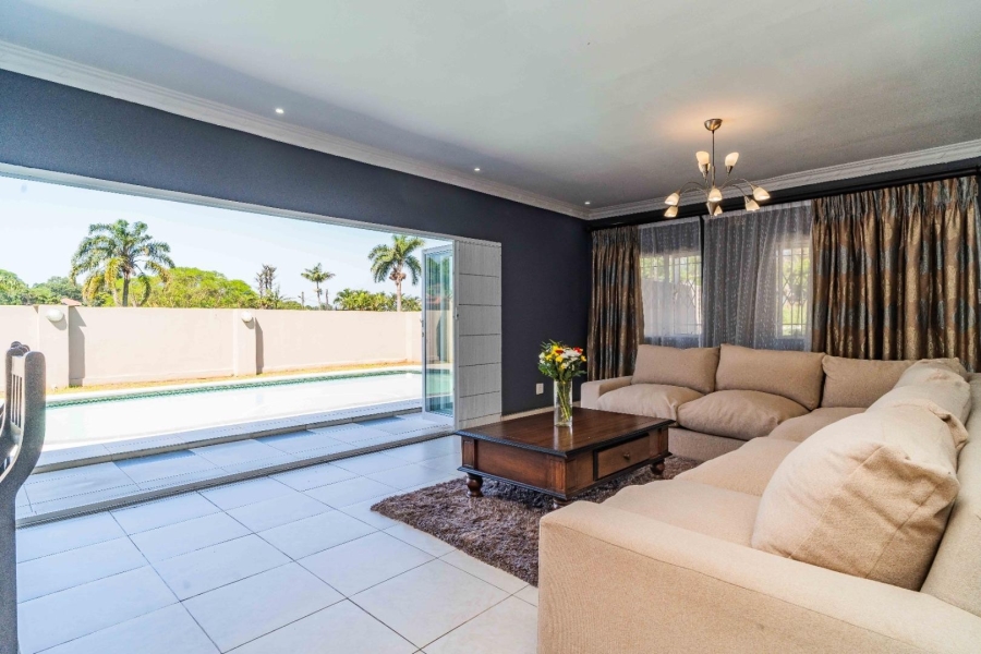 6 Bedroom Property for Sale in Escombe KwaZulu-Natal