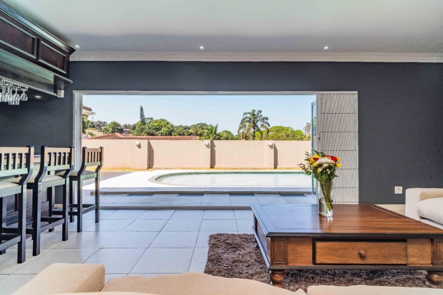 6 Bedroom Property for Sale in Escombe KwaZulu-Natal