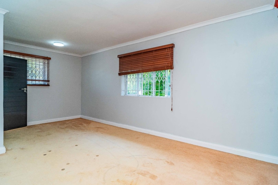 6 Bedroom Property for Sale in Escombe KwaZulu-Natal