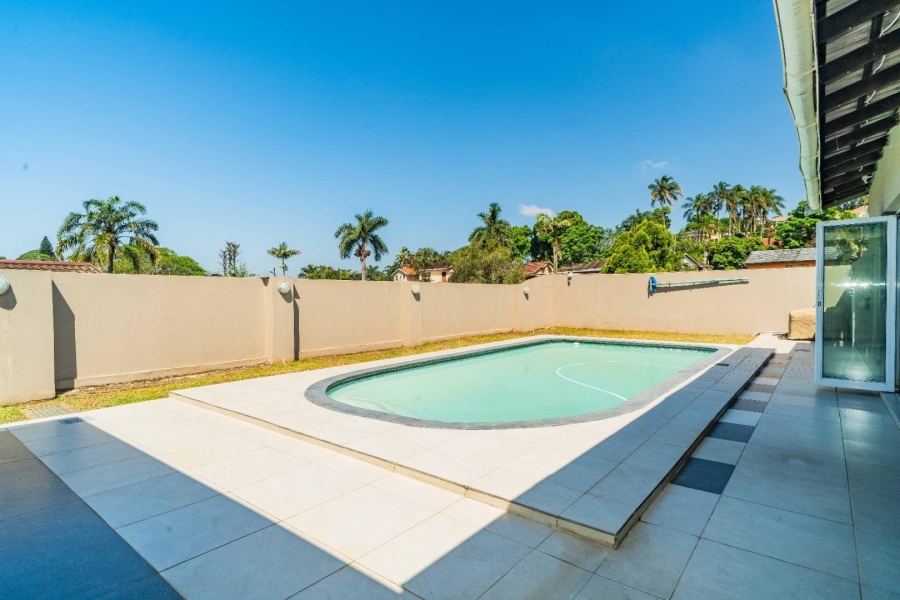 6 Bedroom Property for Sale in Escombe KwaZulu-Natal