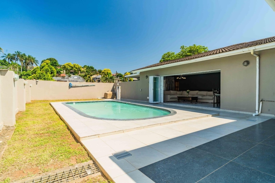 6 Bedroom Property for Sale in Escombe KwaZulu-Natal