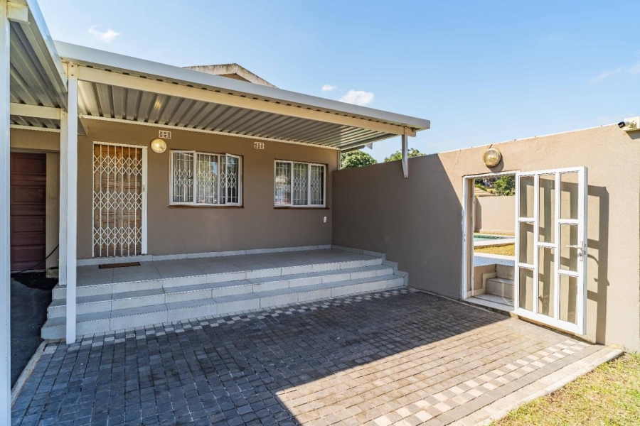 6 Bedroom Property for Sale in Escombe KwaZulu-Natal
