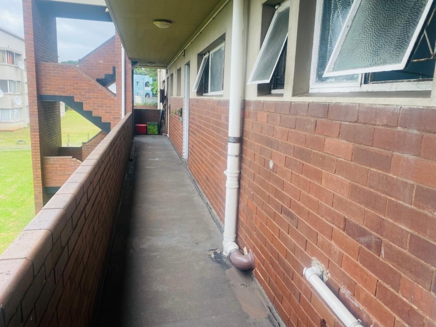 2 Bedroom Property for Sale in Rossburgh KwaZulu-Natal