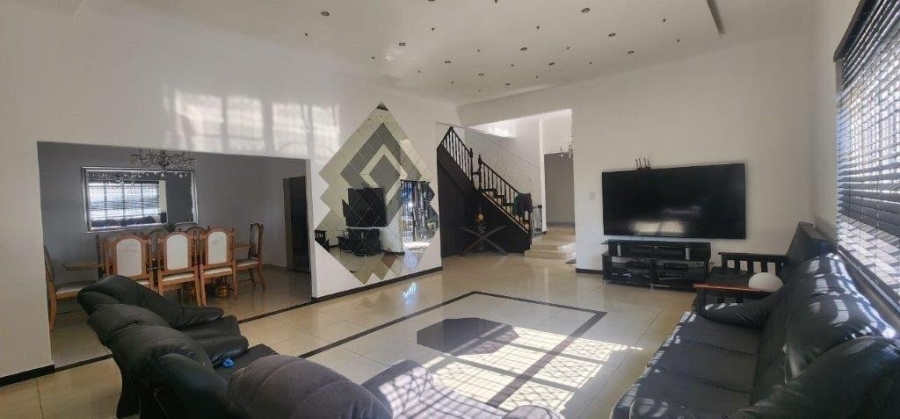 4 Bedroom Property for Sale in Silverglen KwaZulu-Natal