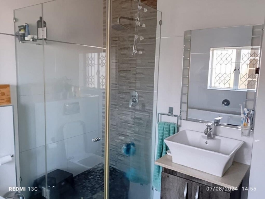 4 Bedroom Property for Sale in Silverglen KwaZulu-Natal