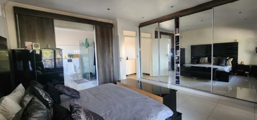 4 Bedroom Property for Sale in Silverglen KwaZulu-Natal