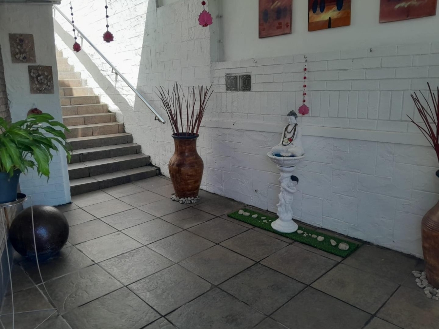 4 Bedroom Property for Sale in Silverglen KwaZulu-Natal
