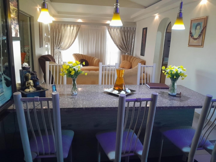 4 Bedroom Property for Sale in Silverglen KwaZulu-Natal