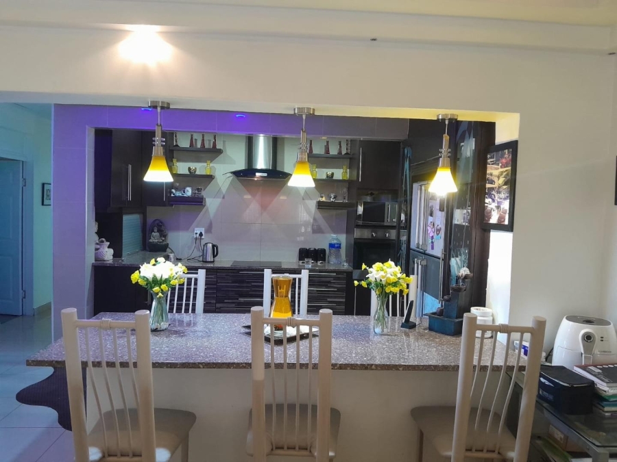 4 Bedroom Property for Sale in Silverglen KwaZulu-Natal