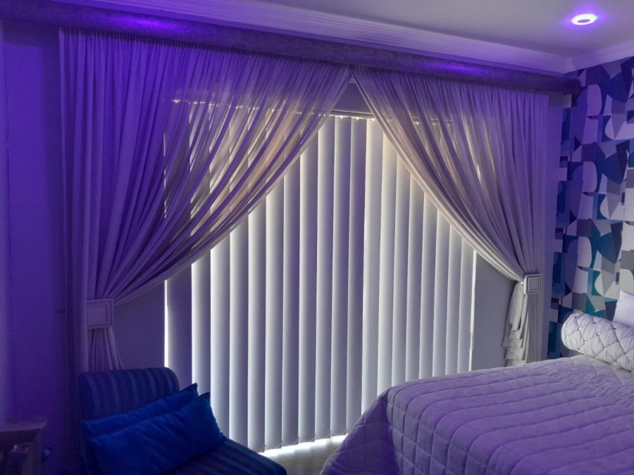 4 Bedroom Property for Sale in Silverglen KwaZulu-Natal