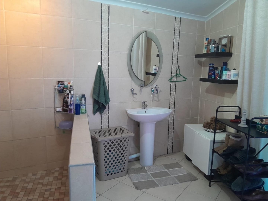 4 Bedroom Property for Sale in Silverglen KwaZulu-Natal