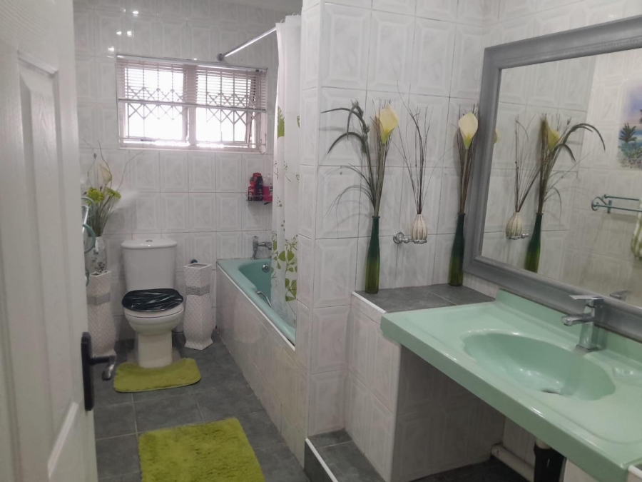 4 Bedroom Property for Sale in Silverglen KwaZulu-Natal