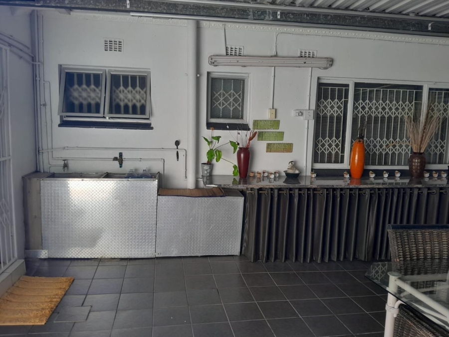 4 Bedroom Property for Sale in Silverglen KwaZulu-Natal