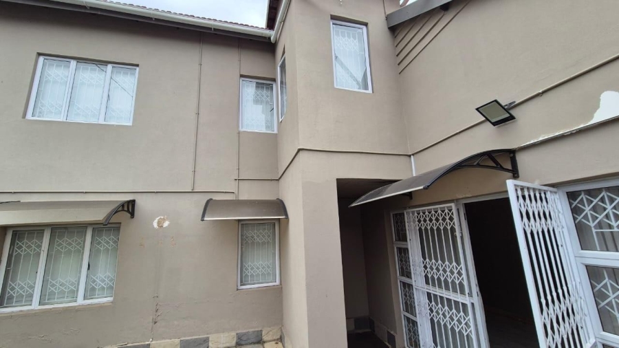 4 Bedroom Property for Sale in Escombe KwaZulu-Natal