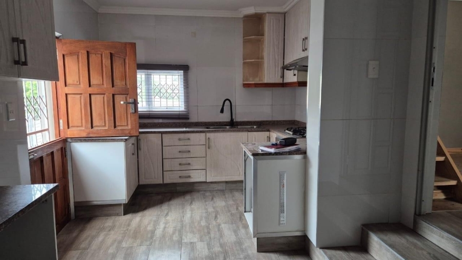 4 Bedroom Property for Sale in Escombe KwaZulu-Natal