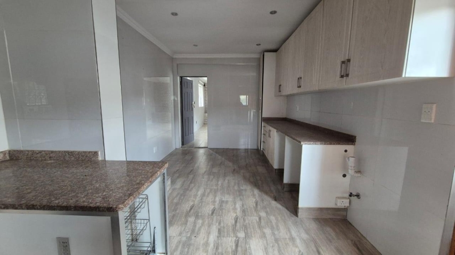 4 Bedroom Property for Sale in Escombe KwaZulu-Natal