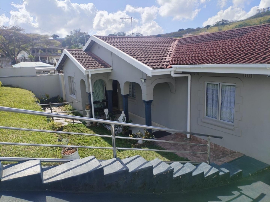 3 Bedroom Property for Sale in Savannah Park KwaZulu-Natal