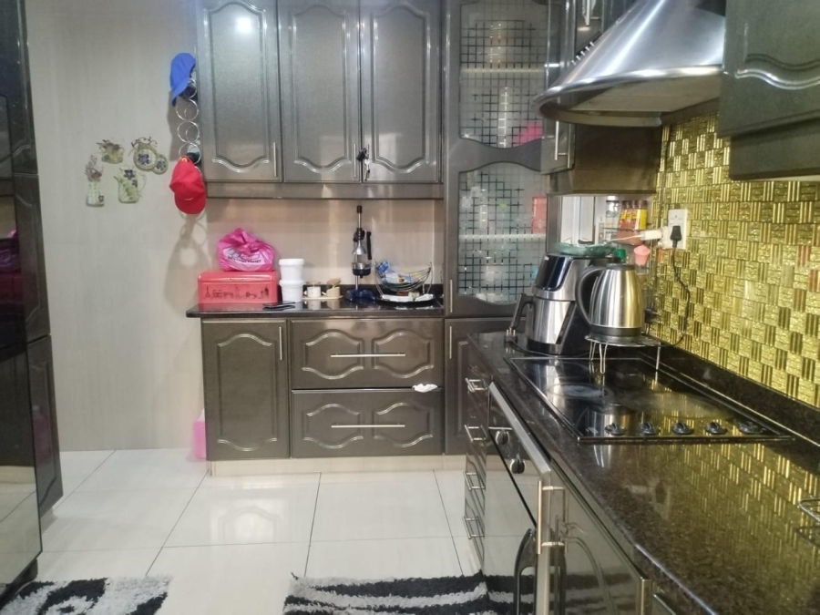 3 Bedroom Property for Sale in Savannah Park KwaZulu-Natal
