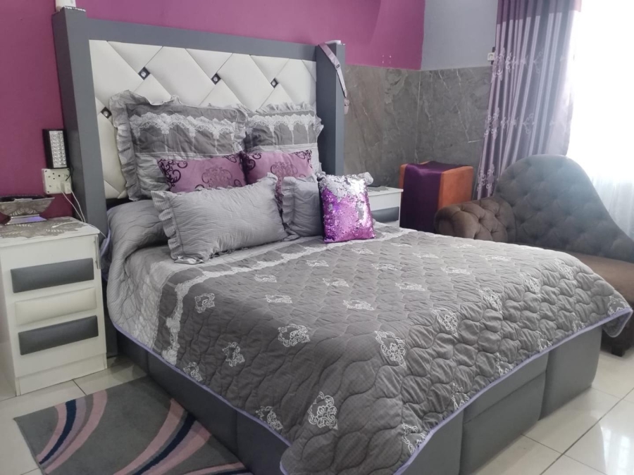 3 Bedroom Property for Sale in Savannah Park KwaZulu-Natal