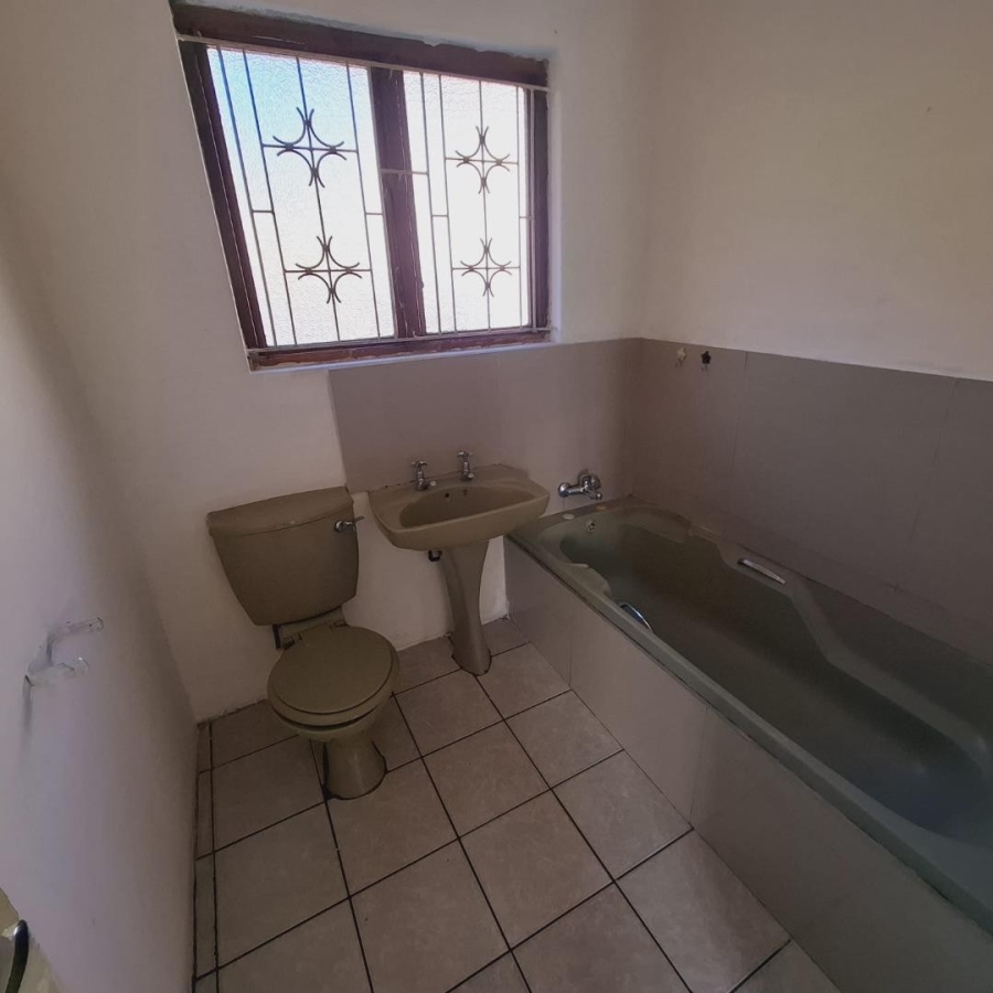 To Let 2 Bedroom Property for Rent in Havenside KwaZulu-Natal