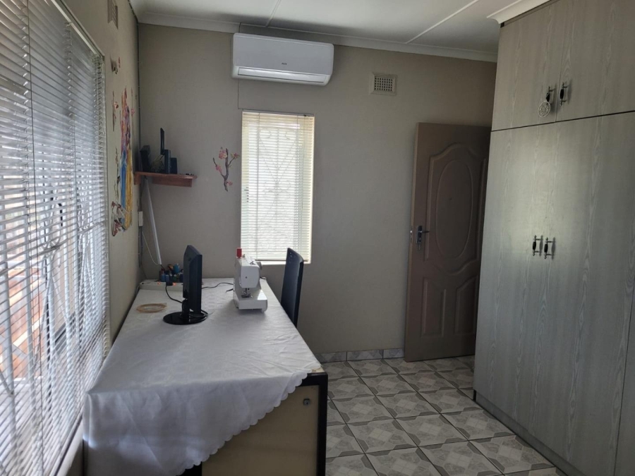 3 Bedroom Property for Sale in Shallcross KwaZulu-Natal