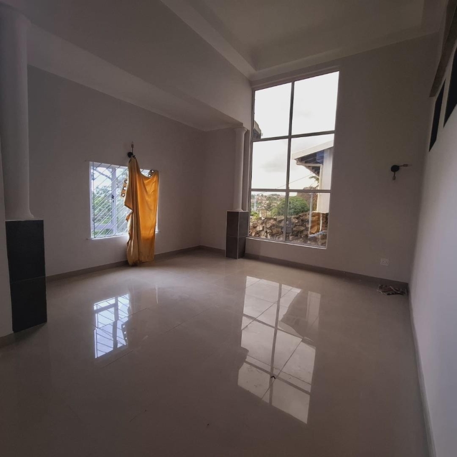 3 Bedroom Property for Sale in Silverglen KwaZulu-Natal