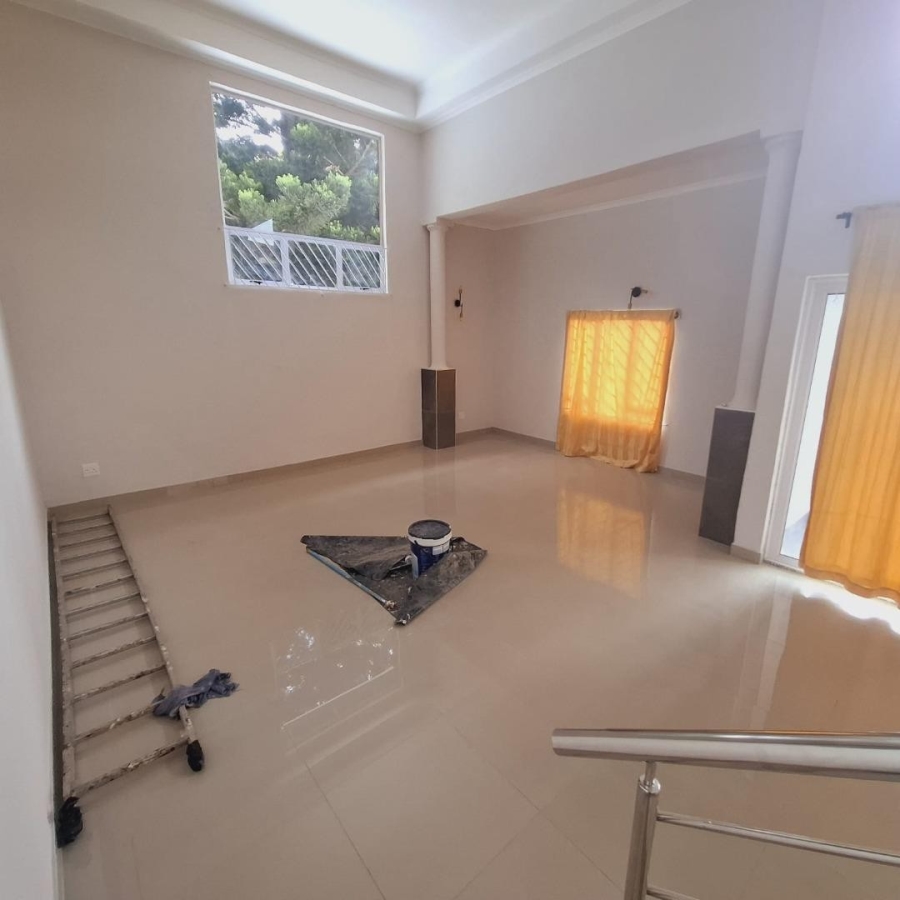3 Bedroom Property for Sale in Silverglen KwaZulu-Natal
