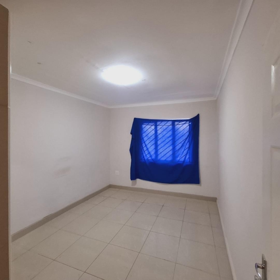 3 Bedroom Property for Sale in Silverglen KwaZulu-Natal